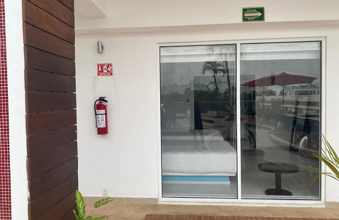 Cache Hostel & Hotel (Adults Only)-1