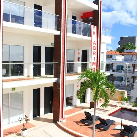 Cache Hostel & Hotel (Adults Only)-3